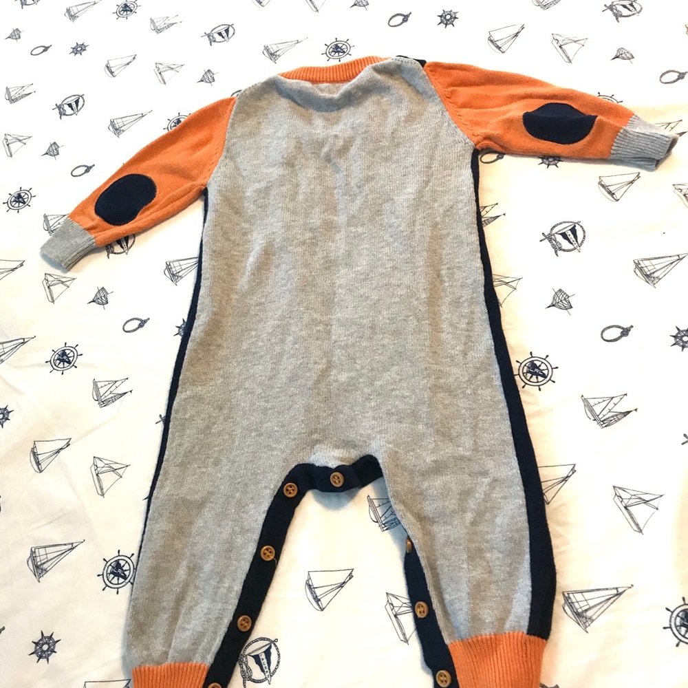 Knit baby onesie romper by Frenchie size 9 months - Picture 2 of 3